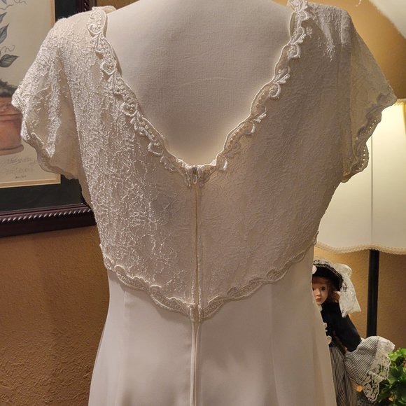 Vintage Jeffrey & Dara by Linda Hutley and Evelyn Socias Cream Evening Dress - Picture 6 of 9